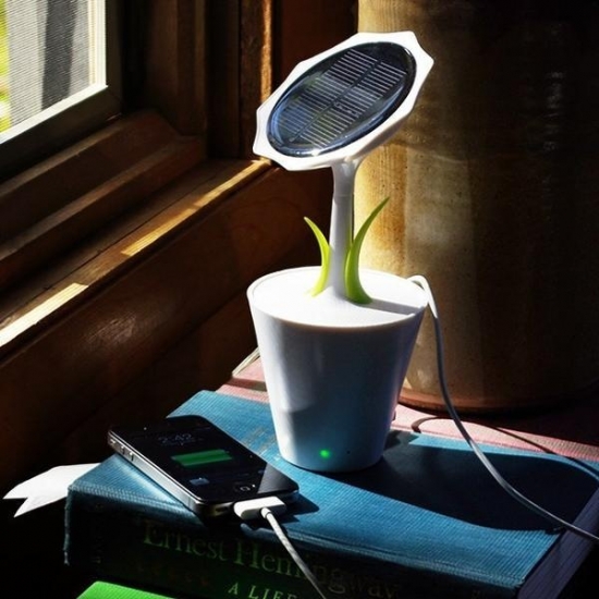 太阳能向日葵创意充电器 图二