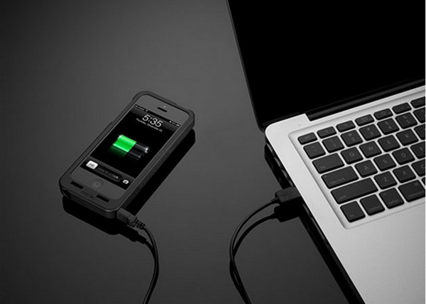 带插头的iPhone5充电手机壳设计 图四