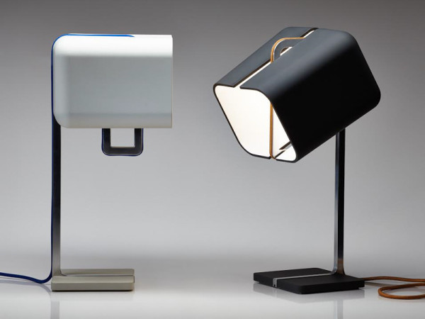 澳大利亚360°旋转台灯（Aligned Lamp）